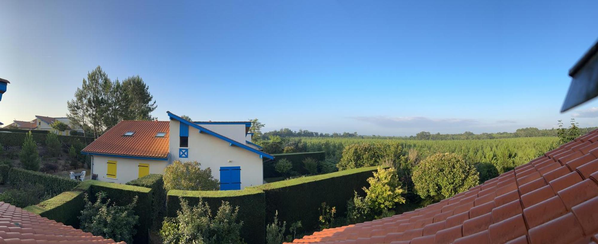Jolie Maison De Vacances Avec Terrasse Et Jardin Сен-Жулиен-ан-Борн Екстериор снимка