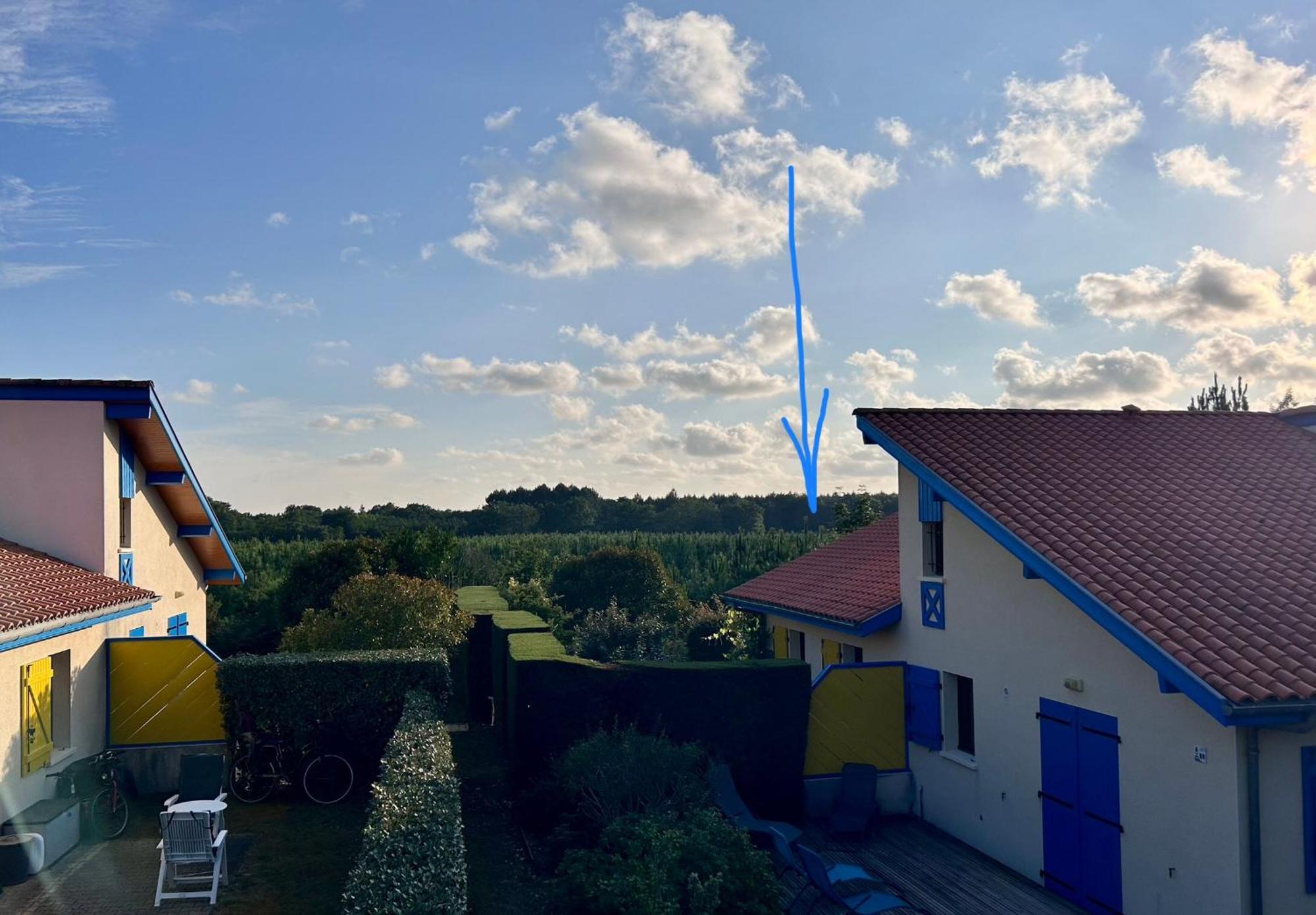 Jolie Maison De Vacances Avec Terrasse Et Jardin Сен-Жулиен-ан-Борн Екстериор снимка